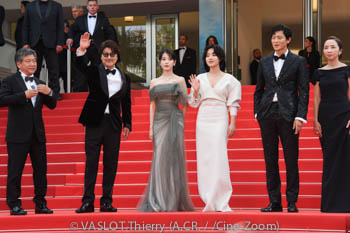Hirokazu Koreeda, Song Kang-ho, Choi Hee-jin, Lee Joo-Young, Gang Dong-won, Bae Doona