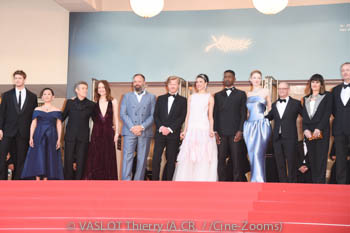 Joe Alwyn, Hong Chau, Willem Dafoe, Emma Stone, Yorgos Lanthimos, Jesse Plemons, Margaret Qualley, Mamoudou Athie, Hunter Schafer, Ed Guiney, Kasia Malipan, Andrew Lowe