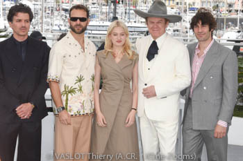 Alessio Rigo de Righi, Alessandro Borghi, Nadia Tereszkiewicz, John C. Reilly, Matteo Zoppis