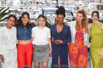 Amel Bent, Lise Akoka, Shirel Nataf, Fanta Kebe, Romane Gueret, Suzanne de Baecque 
