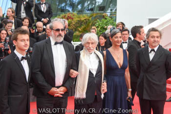 Timi-Joy Marbot, Gustave de Kervern, Pierre Richard, Ceyla Lacerda, Louis-Do de Lencquesaing