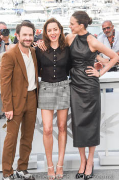 Charlie Day, Aubrey Plaza, Margaret Qualley