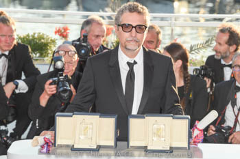 Kleber Mendonça Filho (Prix de la mise en scène)