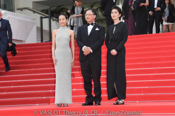 Shizuka Ishibashi ,Koji Fukada, Takako Matsu 