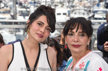 Pegah Ahangarani, Manijeh Hekmat