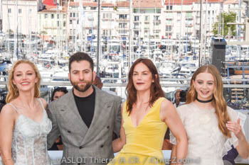 Maika Monroe, Zachary Wigon, Ruth Wilson, Evie Templeton