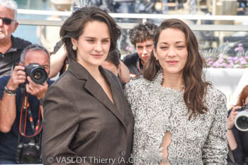 Noémie Merlant, Marion Cotillard