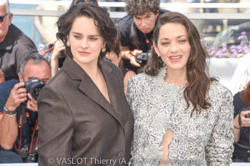 Noémie Merlant, Marion Cotillard