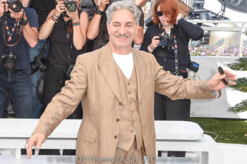 Simon Abkarian