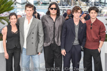 Lola Dueñas, Miguel Bernardeau, Carlos González, Guitarricadelafuente, Milo Quifes 