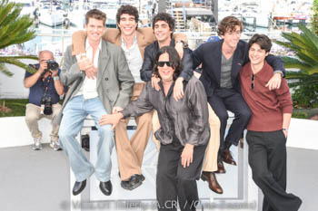 Miguel Bernardeau, Javier Calvó, Javier Ambrossi, Carlos González, Guitarricadelafuente,Milo Quifes