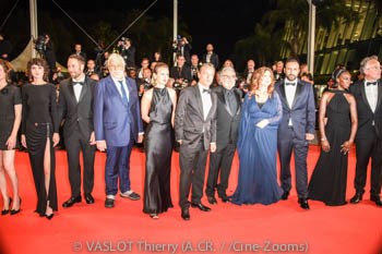 Denis Pineau Valencienne, Vincenzo Amato, Emmanuel Salinger, Loïc Legendre, Lucie Gallo, Claire Chust, Maxime Pambet, Jacques Weber, Patrick Mille, Daniel Auteuil, Agnès Jaoui, Oussama Kheddam, Francois Kraus