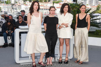 Tamara Todorovic, Lola Degove, Niki Lindroth von Bahr, Mathilde Bédouet